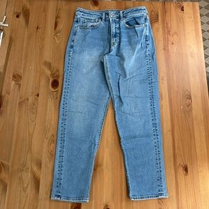 American Eagle Mom Jeans (No Rips!)